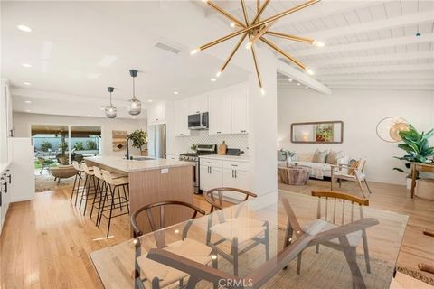 Photo of 1331 N Evergreen Street, Burbank, CA 91505 (MLS # GD26051227)