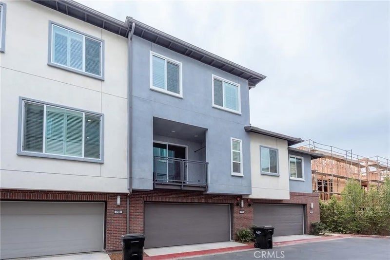 711 Hudson Lane