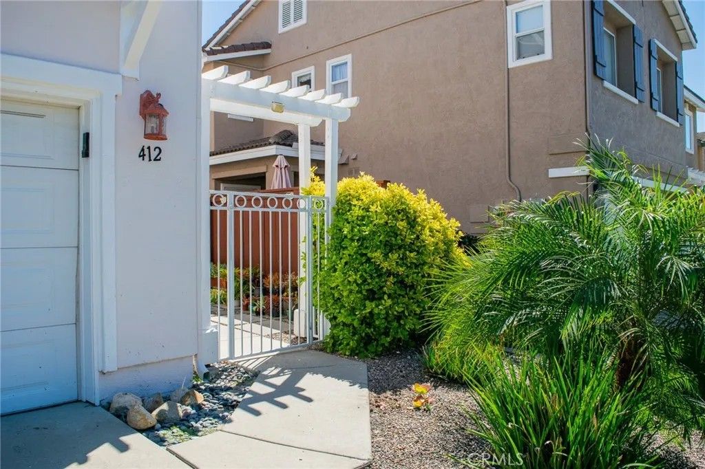 Photo of 412 Dakota Way, Oceanside, CA 92056 (MLS # SR26084336)