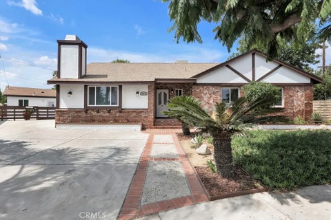Photo of 20540 Keswick ST, Winnetka, CA 91306 (MLS # SR26184562)