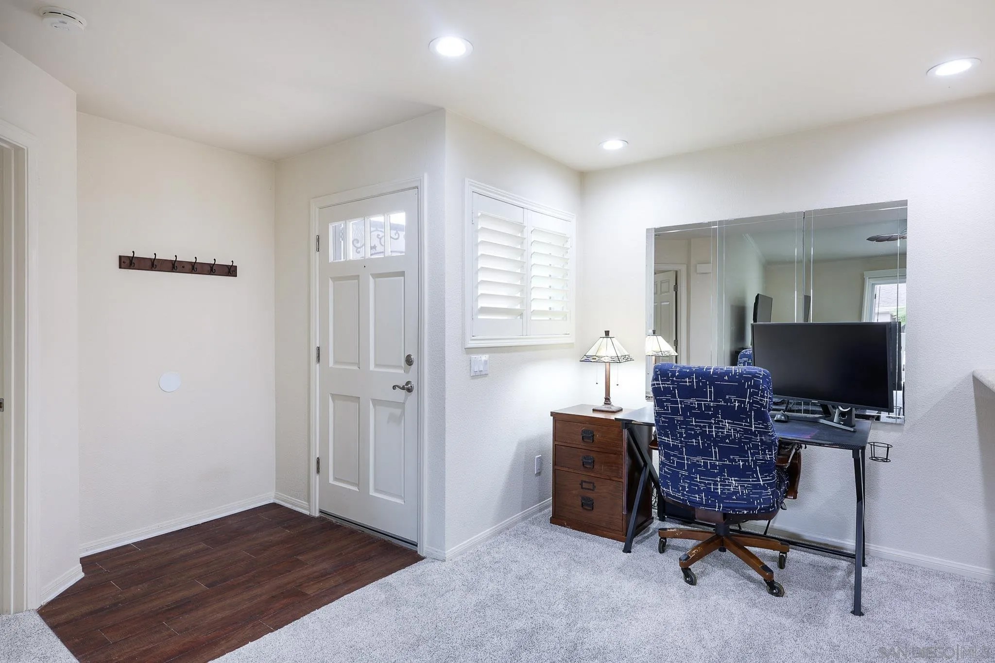 10056 Maya Linda Rd 3201