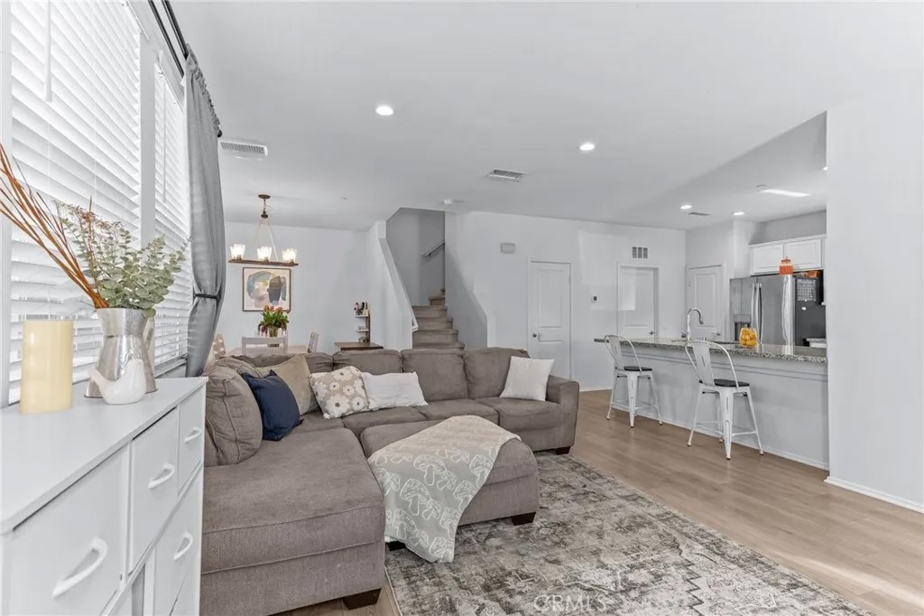 2350 S Via Esplanade 31