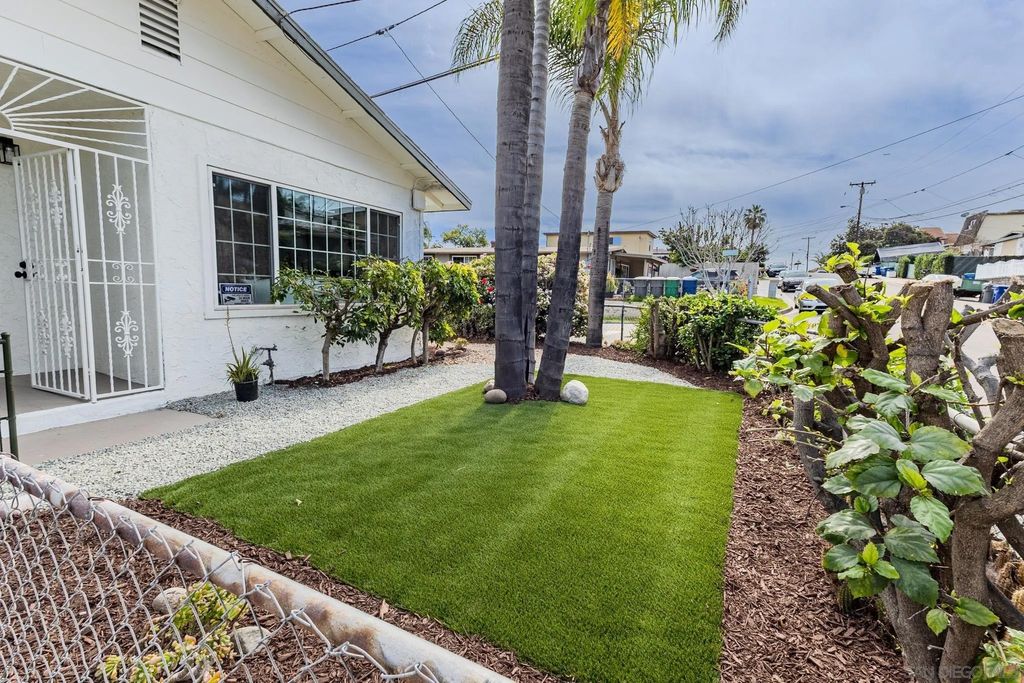 Photo of 731 Pecos Street, Spring Valley, CA 91977 (MLS # 260002640)