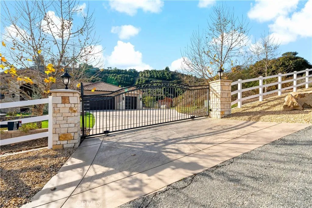 43831 Mountain Run Circle
