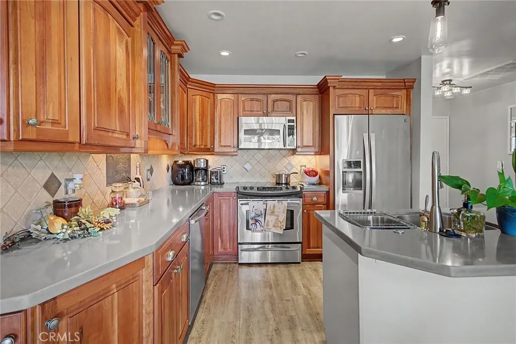 6315 MARINA PACIFICA Drive South