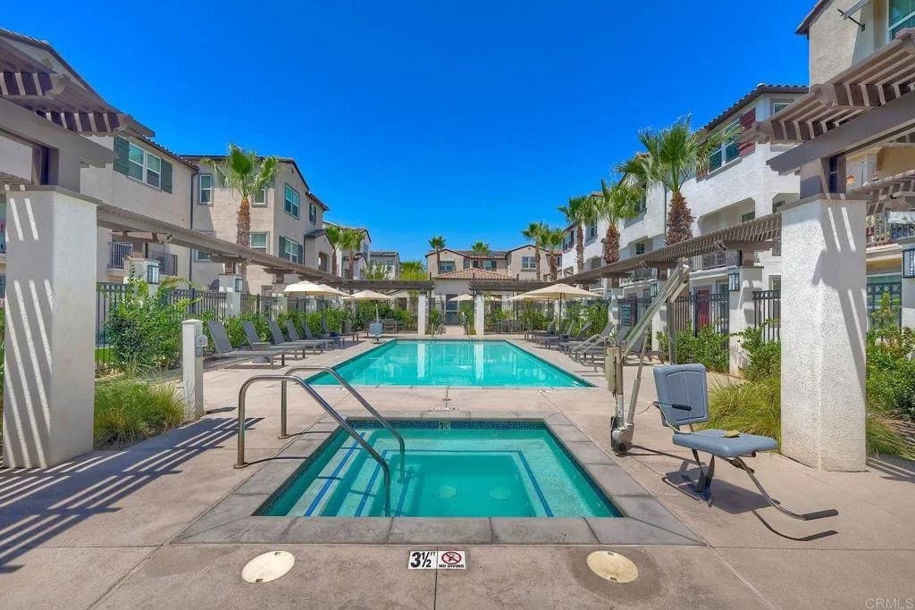 Photo of 437 Carina Glen, Escondido, CA 92025 (MLS # NDP2607570)