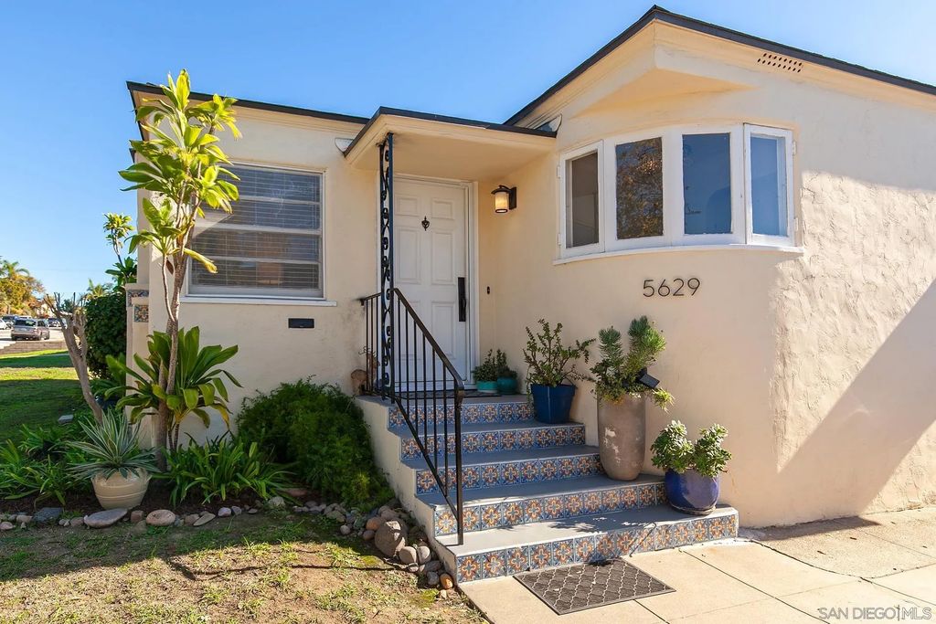 Photo of 5629 Adelaide Ave, San Diego, CA 92115 (MLS # 250045303)