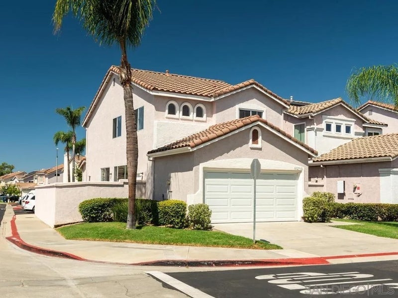 8727 Westmore Road 16