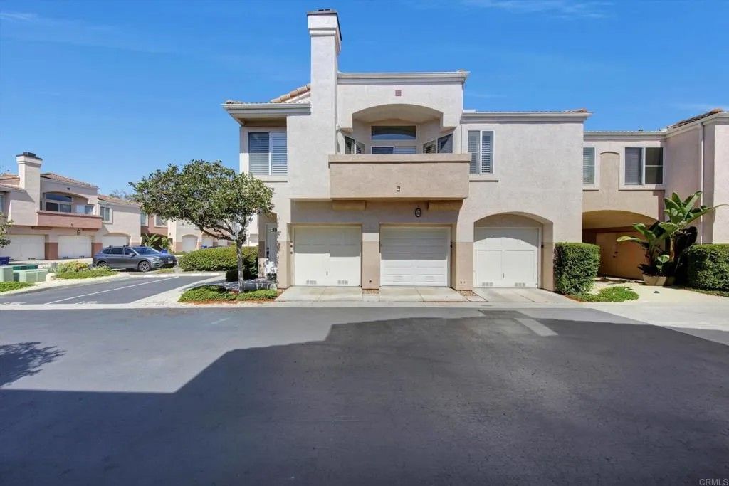 Photo of 400 Sanibelle CIR #1, Chula Vista, CA 91910 (MLS # PTP2603509)