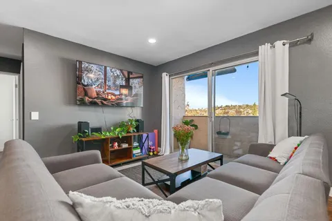 3557 Kenora Dr Unit 6, Spring Valley, CA 91977 - #: 250043357