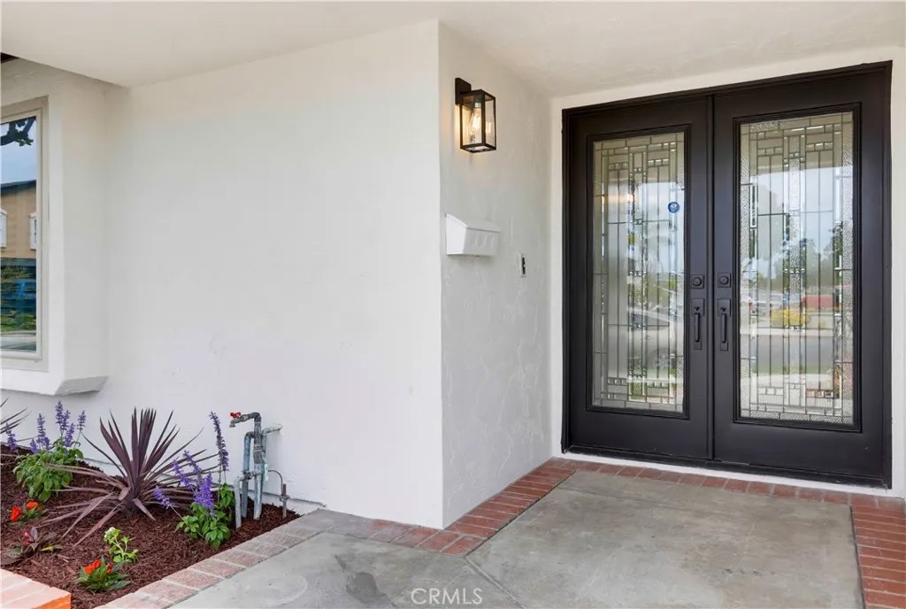234 S Barbara