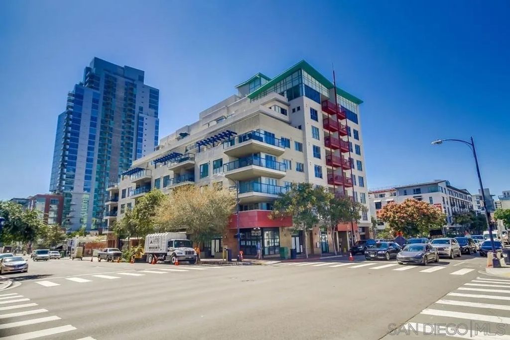 Photo of 875 G Street #507, San Diego, CA 92101 (MLS # 250040809)