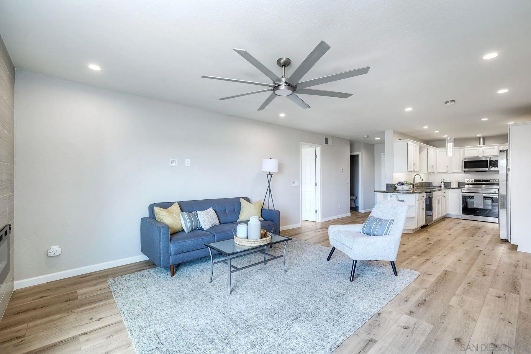 10325 Caminito Cuervo 204