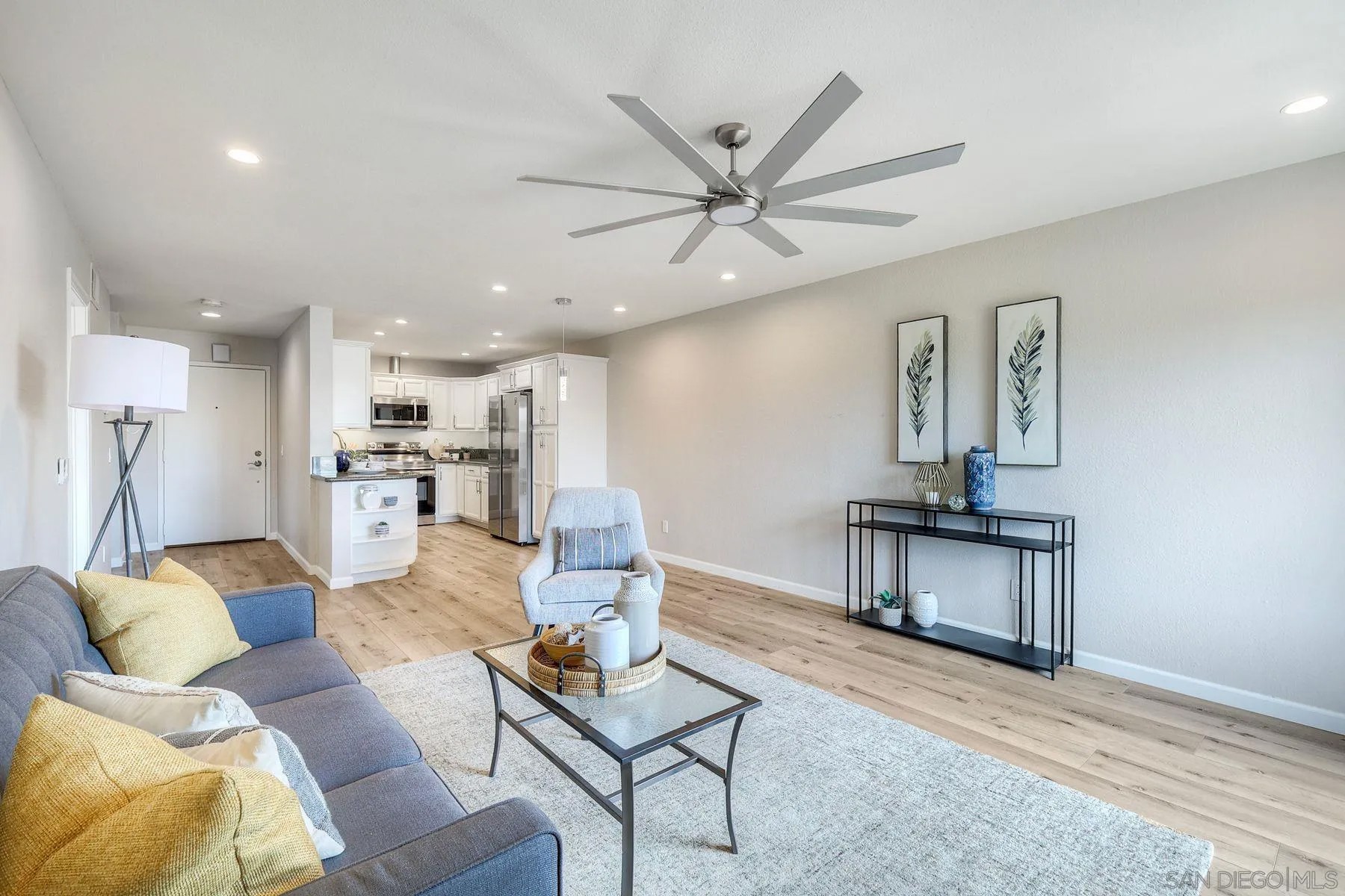 10325 Caminito Cuervo 204