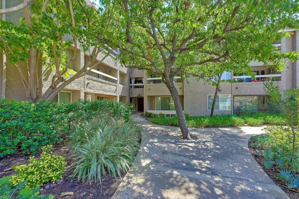 Photo of 10325 Caminito Cuervo #204, San Diego, CA 92108 (MLS # 260009509)