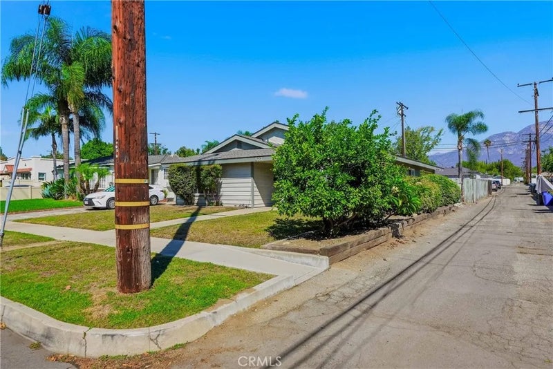 677 Highland Court