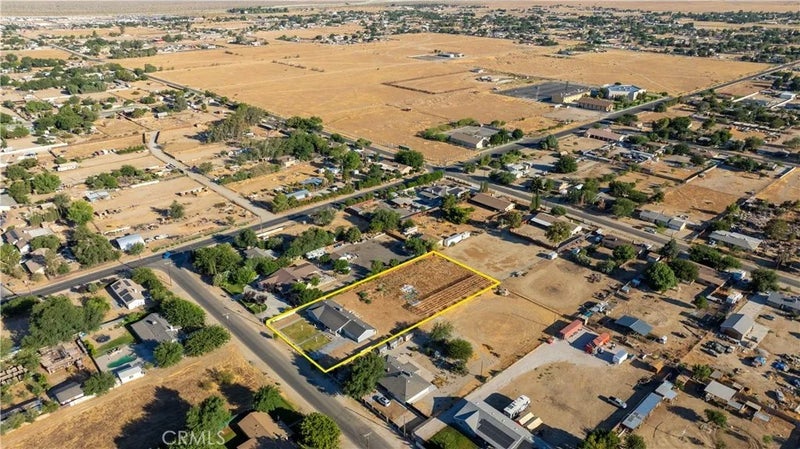 10031 E Avenue R10