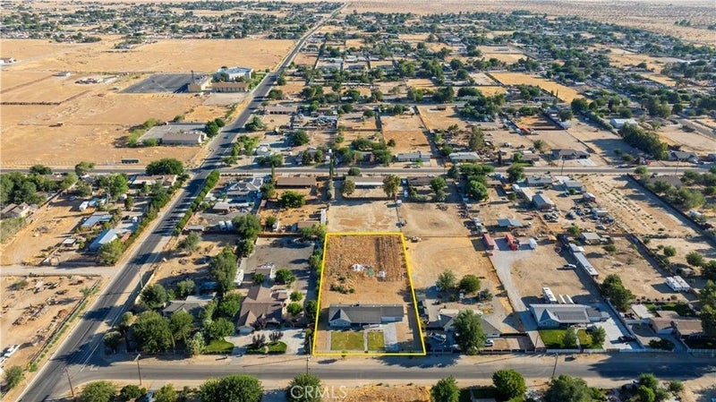 10031 E Avenue R10
