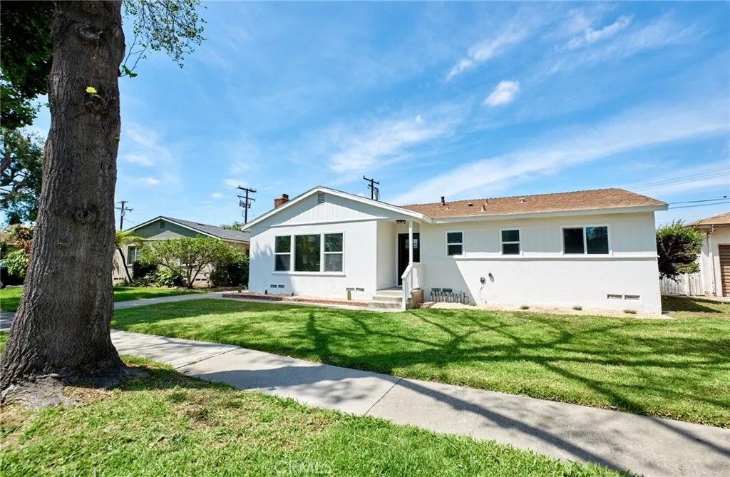 Photo of 1822 Greenwood Ave, Santa Ana, CA 92705 (MLS # CV26075215)