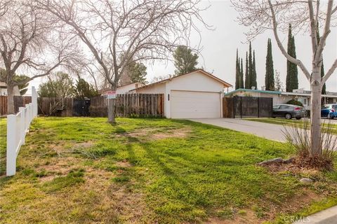Photo of 38990 Juniper Tree Rd, Palmdale, CA 93551 (MLS # DW26017913)
