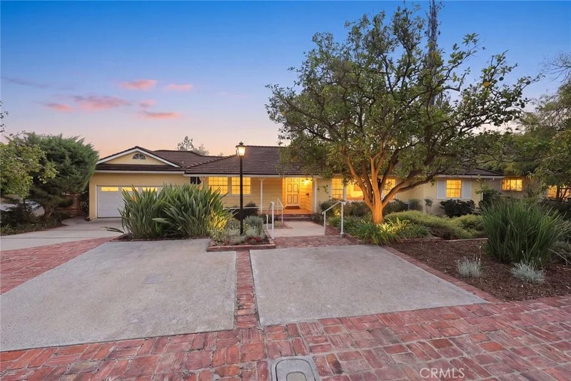 1709 El Vista Circle