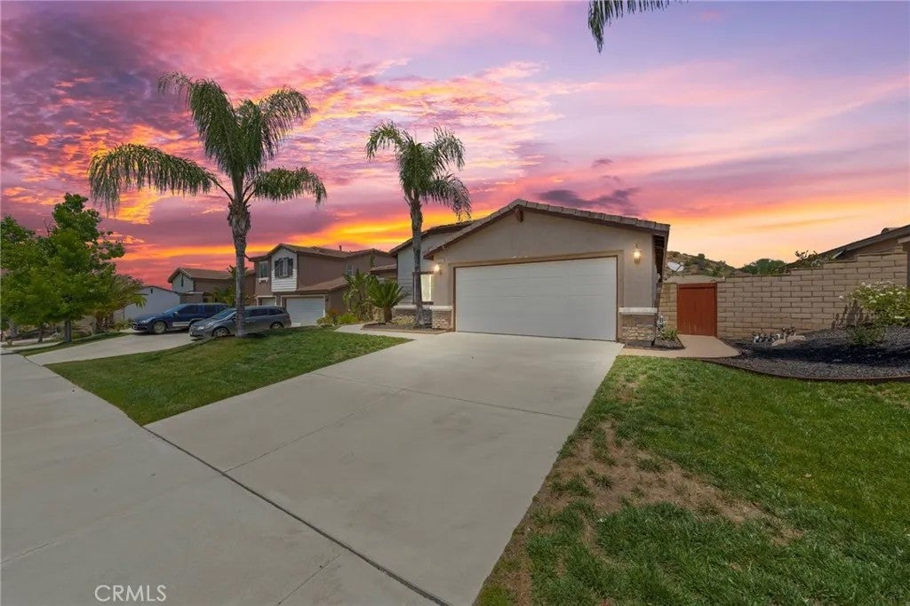 Photo of 23522 Cheyenne Canyon, Menifee, CA 92587 (MLS # SW26106386)