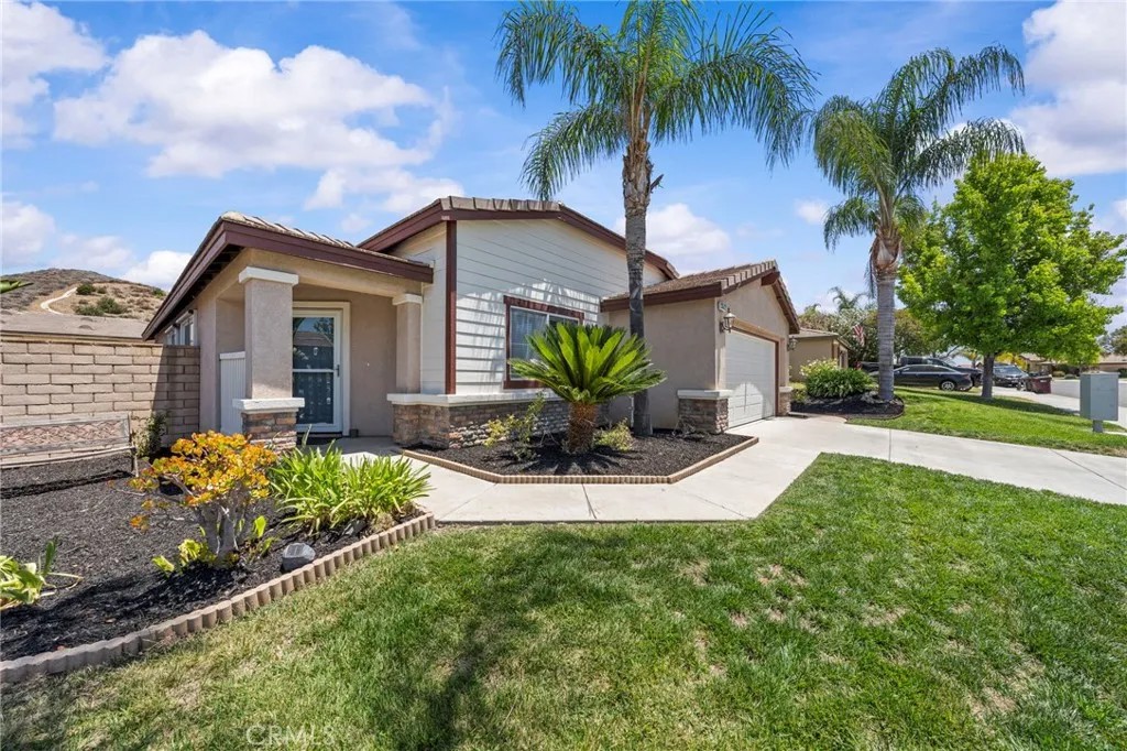 23522 Cheyenne Canyon