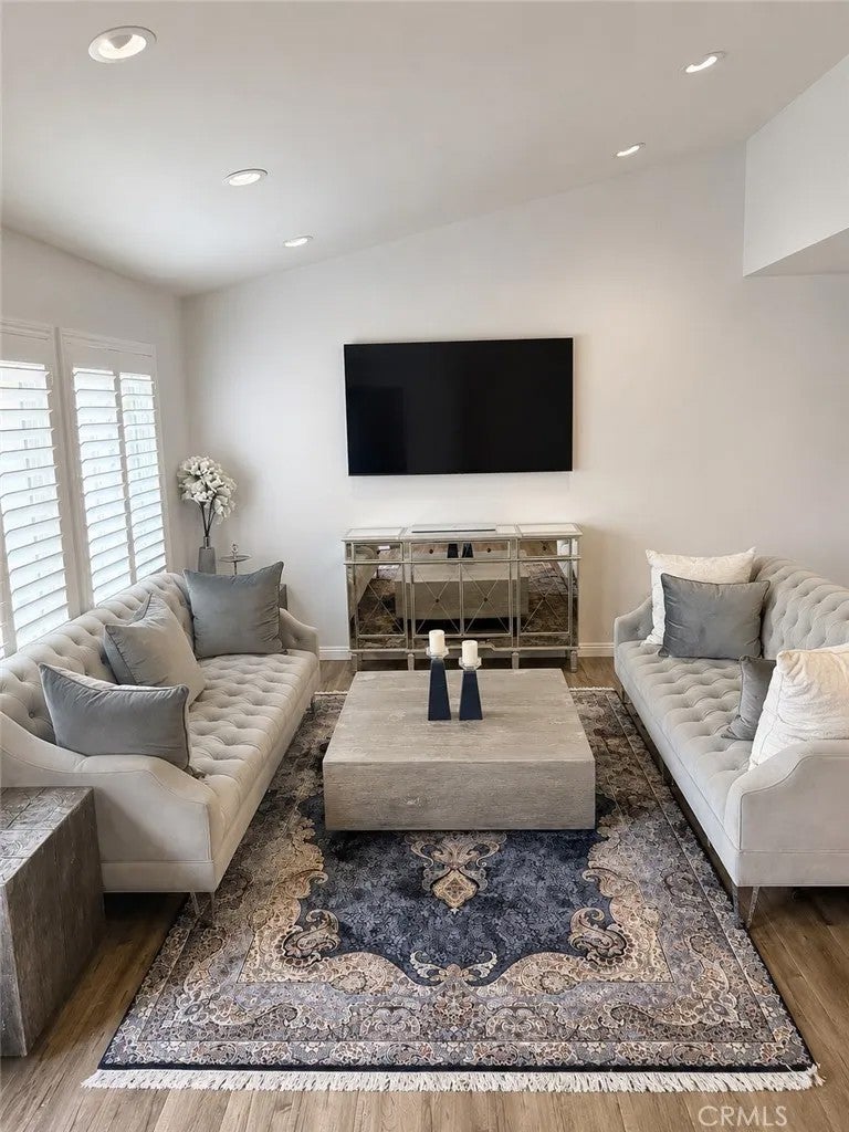22540 Jeffrey Mark Court 4
