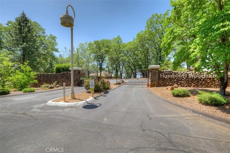 15004 Woodland Park