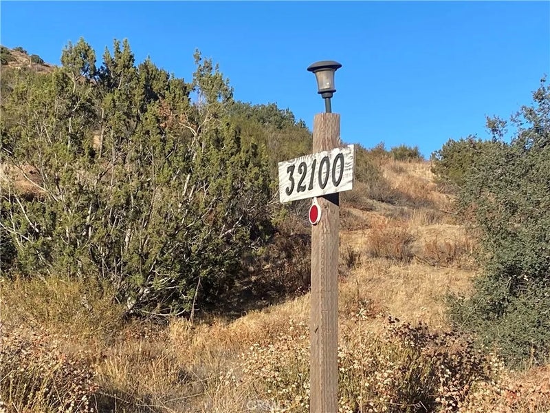 32100 Hughes Canyon