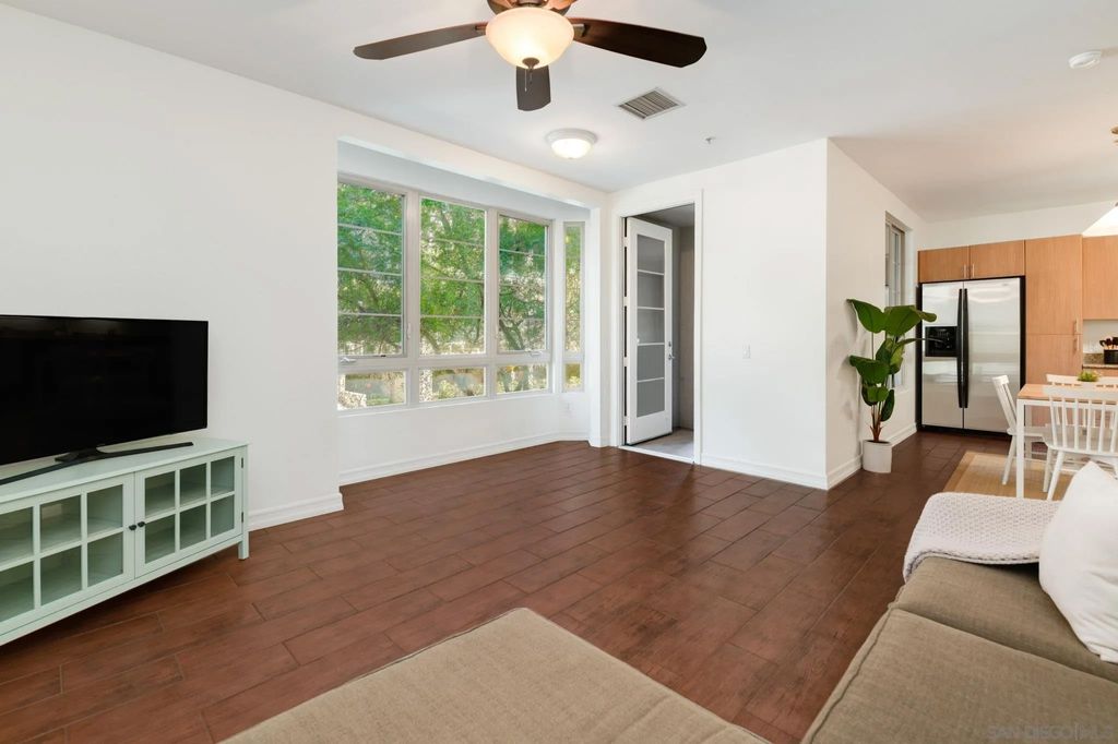 Photo of 1465 C Street #3301, San Diego, CA 92101 (MLS # 260010747)