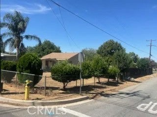 1185 Elm