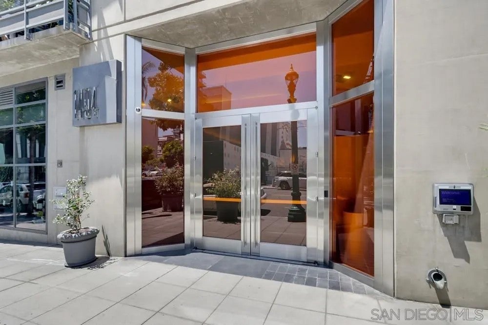 1494 Union St 407