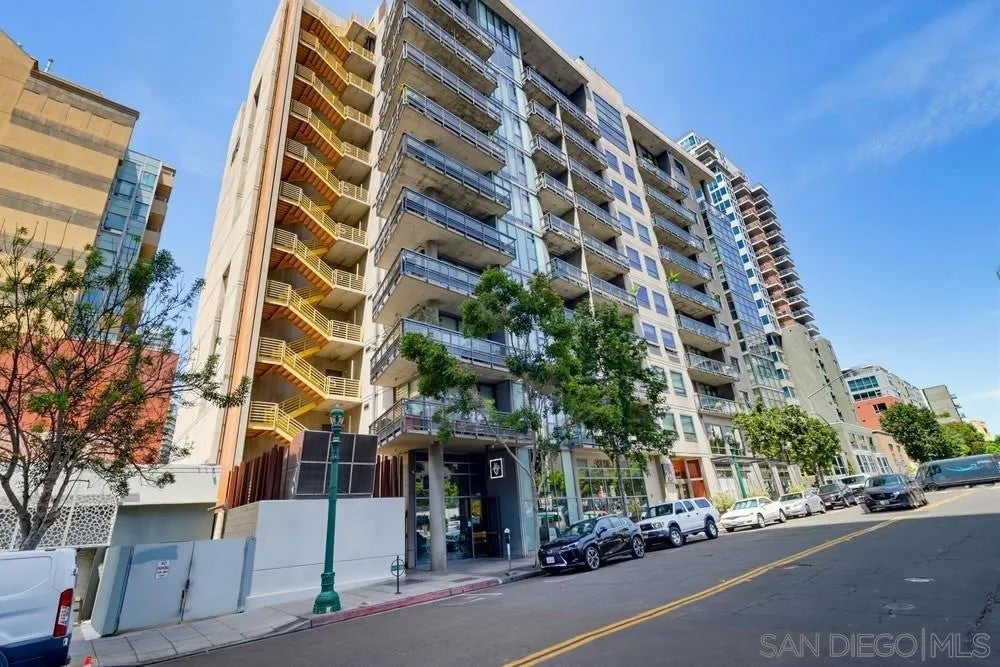 1494 Union St 407