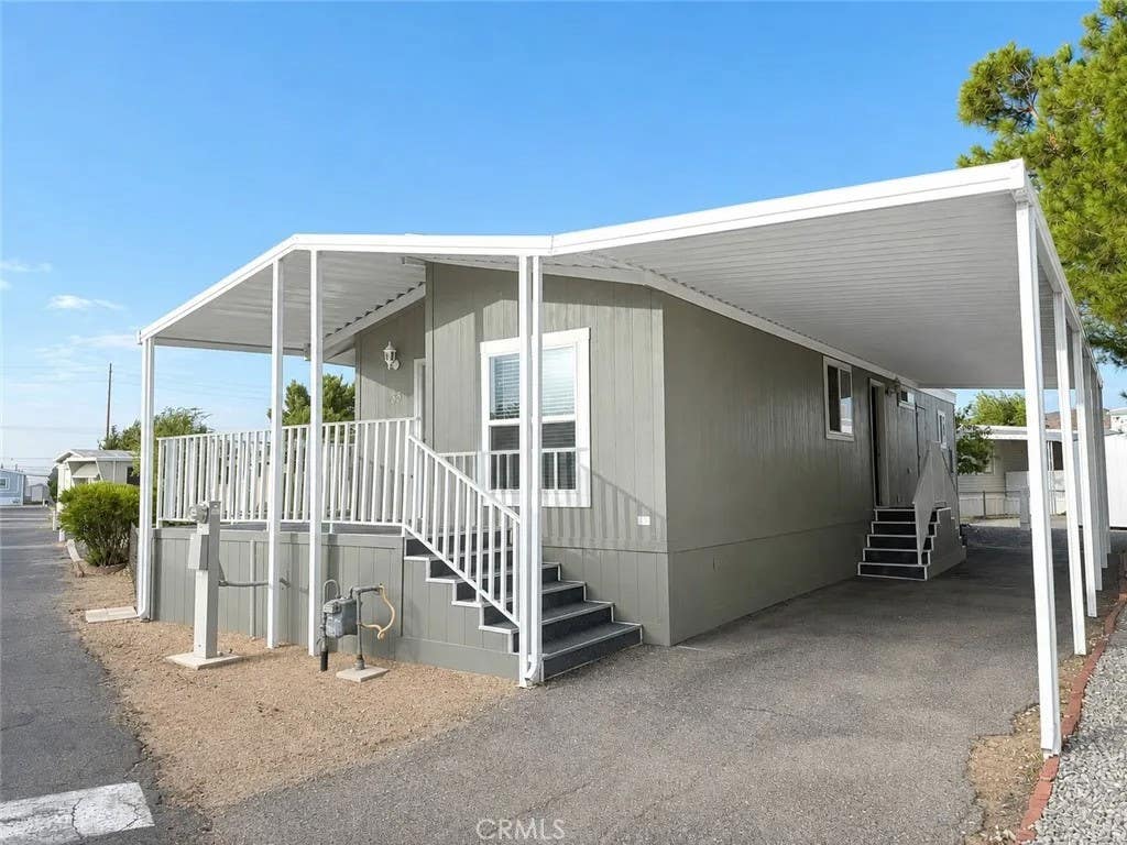 Photo of 22601 Bear Valley, Apple Valley, CA 92308 (MLS # HD26175743)