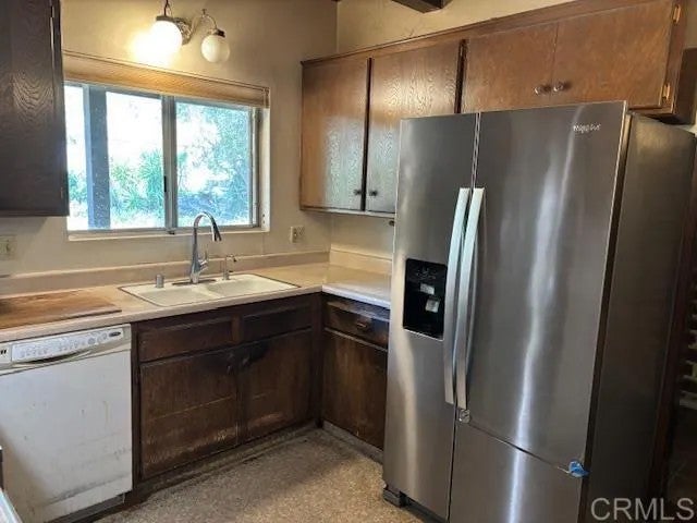 2852 Via Arroyo