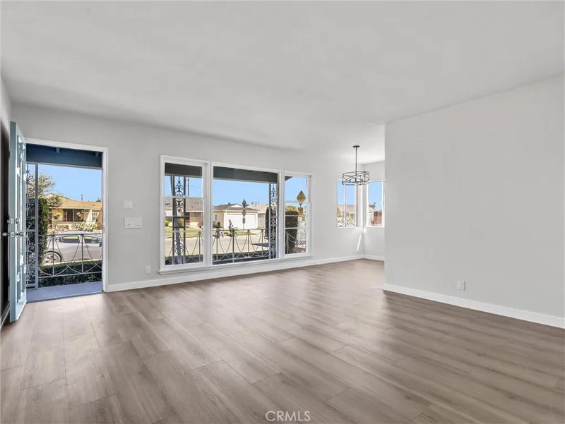 938 W 138th Street