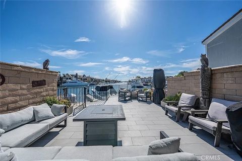 Photo of 16114 Bonaire Circle, Huntington Beach, CA 92649 (MLS # NP26048845)