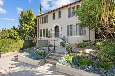 6920 Camrose Drive Los Angeles CA 90068