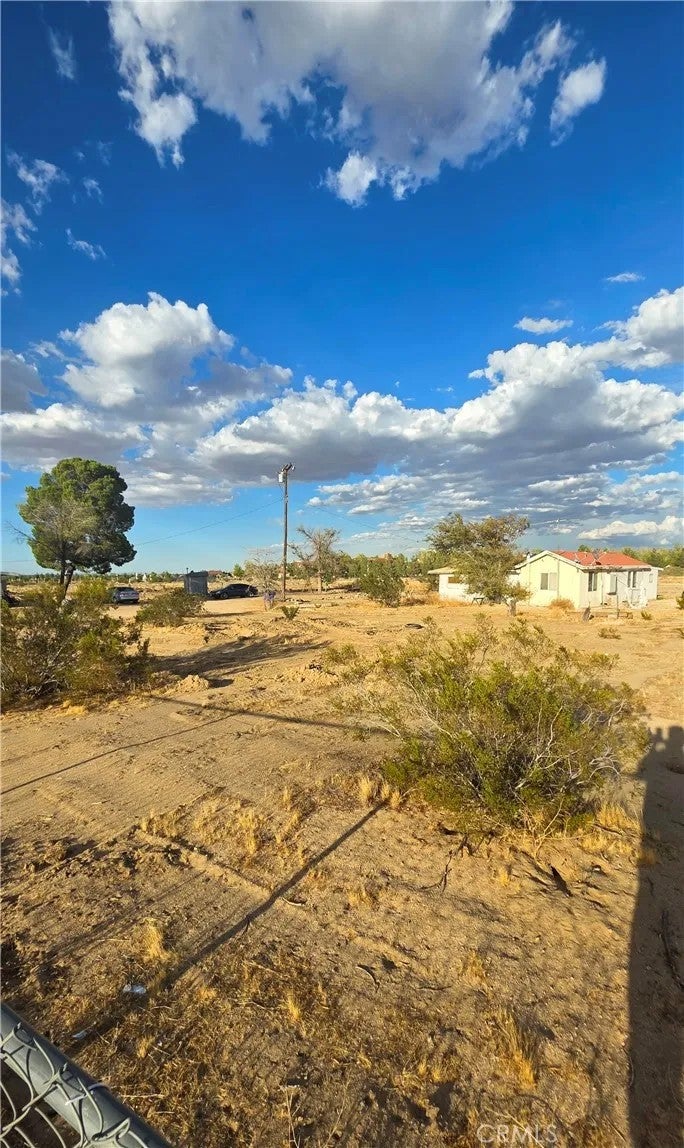 20515 US Highway 395