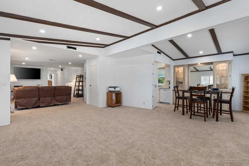 650 S Rancho Santa Fe 105