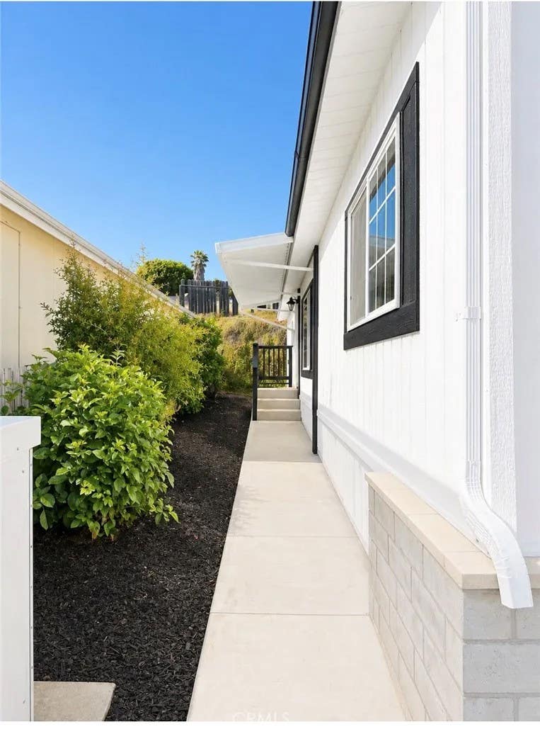 Photo of 1638 Calavo Road #63, Fallbrook, CA 92028 (MLS # CV26167548)