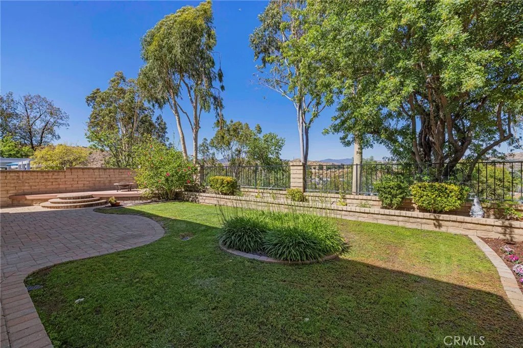 21816 Peppercorn