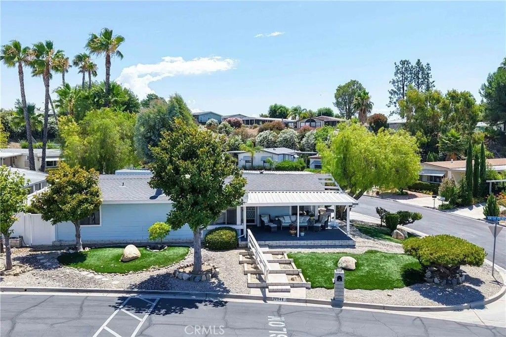 Photo of 38344 Via La Colina, Murrieta, CA 92563 (MLS # SW25164846)