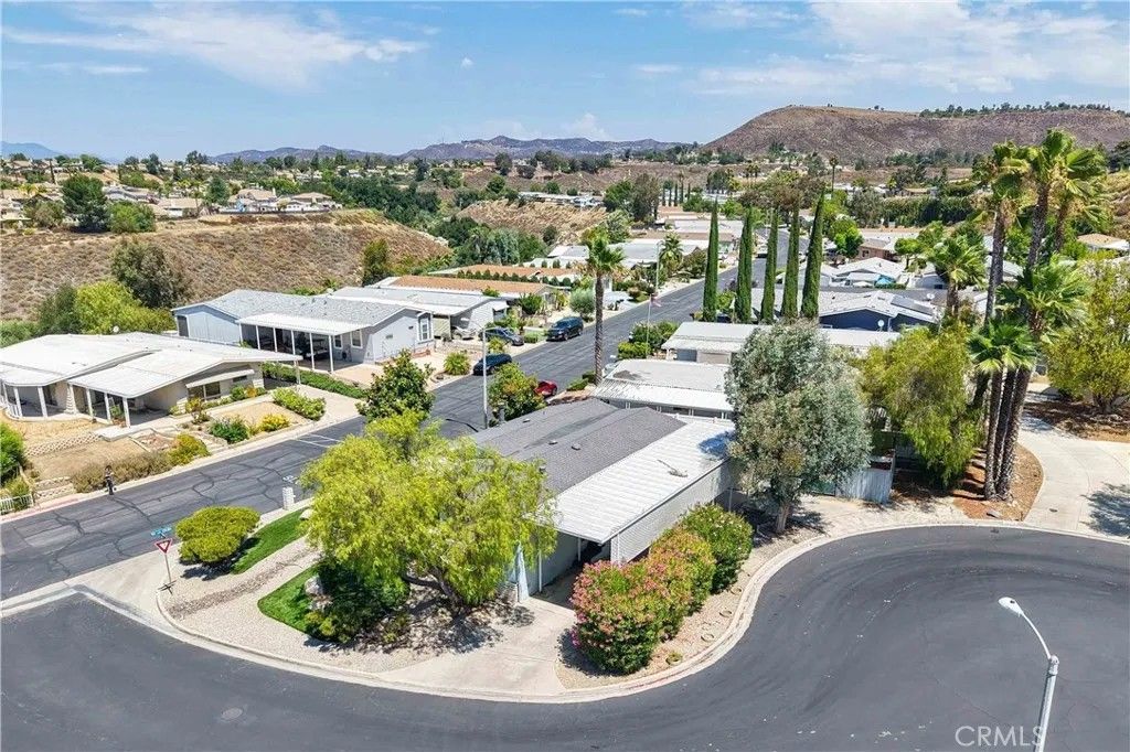 Photo of 38344 Via La Colina, Murrieta, CA 92563 (MLS # SW25164846)