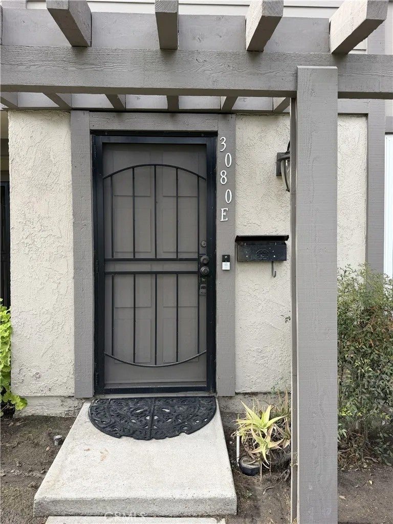 3080 Bradford E