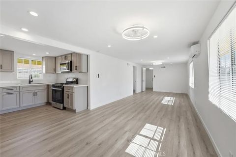 Tiny photo for 359 E 1st ST, San Jacinto, CA 92583 (MLS # SW26122887)