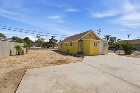 Tiny photo for 359 E 1st ST, San Jacinto, CA 92583 (MLS # SW26122887)
