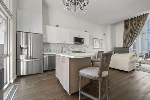 Tiny photo for 3788 Park Blvd #12, San Diego, CA 92103 (MLS # 250040031)