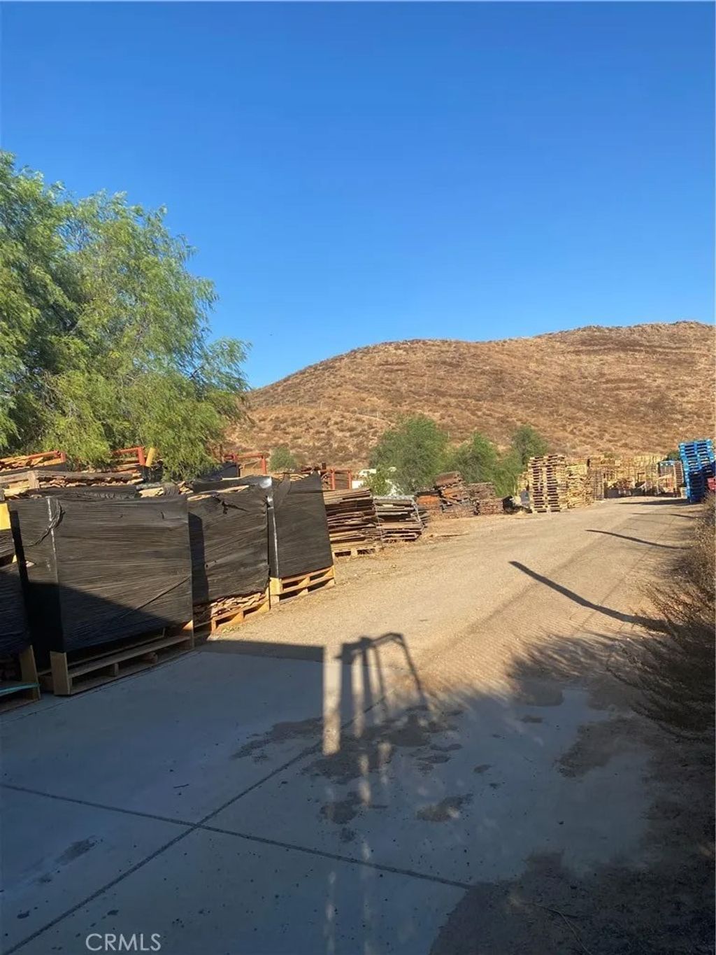 Photo of 20920 Sawgo Rd, Perris, CA 92570 (MLS # IG25047978)